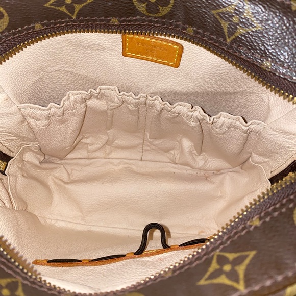 Louis Vuitton Spontini Monogram Bag - Picture 7 of 10